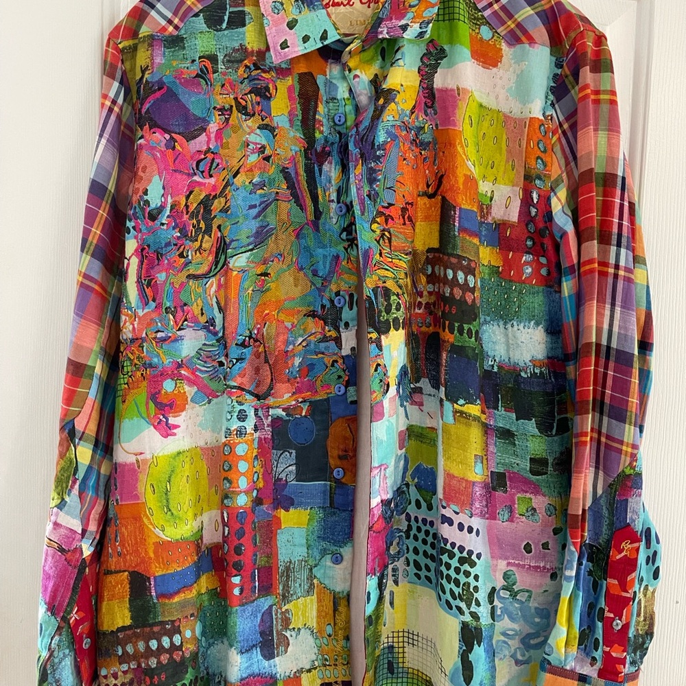 Robert Graham Red and Blue Artistic Casual Button Down Shirt